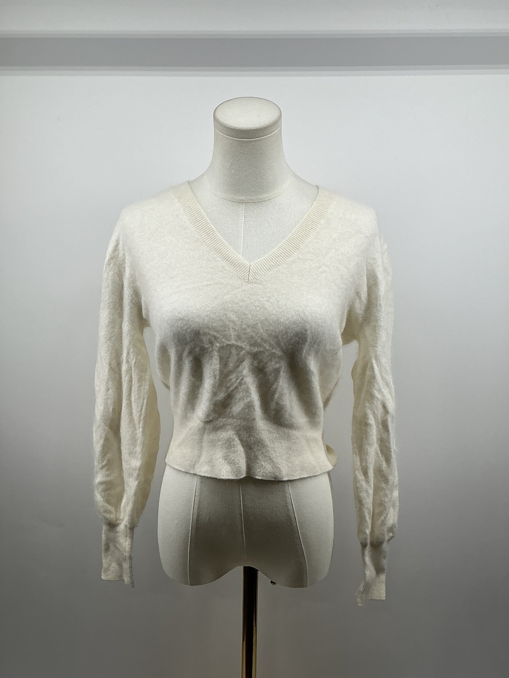 Brushed Cashmere Shrunken V-Neck Sweater